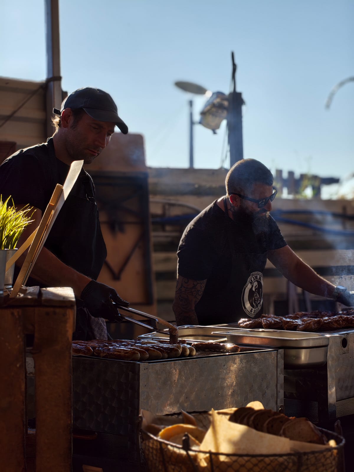 MAMA & SONS Team am BBQ